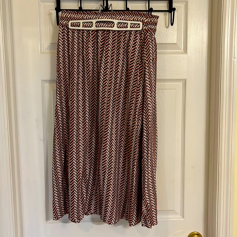 LOFT Midi Chevron Skirt